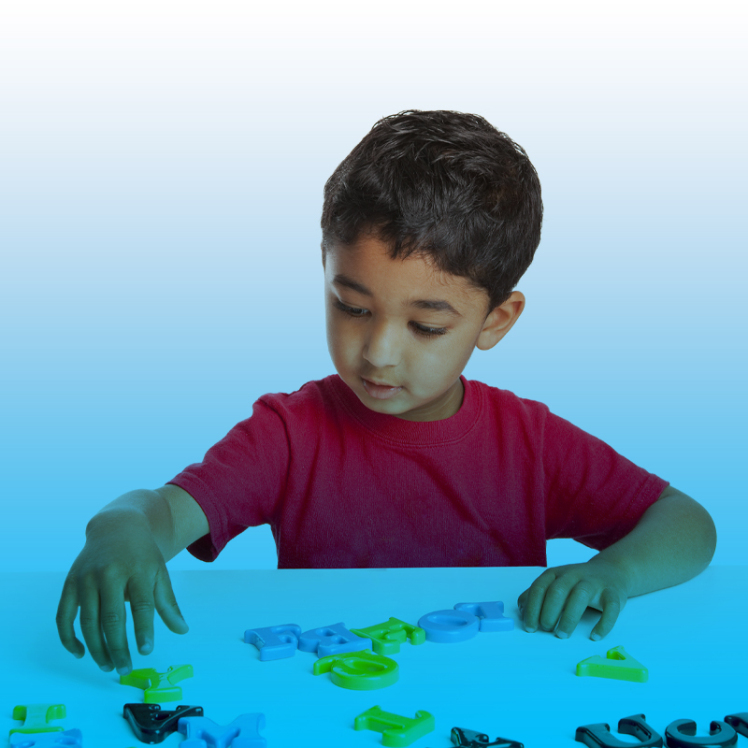 منظور از اختلال تکاملی زبان چیست؟ | علل و علائم اختلال DLD